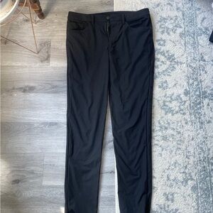 Men's Lululemon ABC
pants size 32 × 34